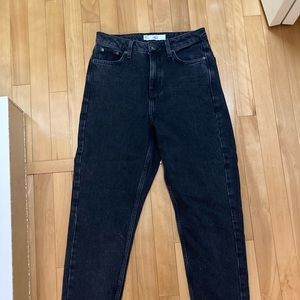 TOPSHOP black mom jeans